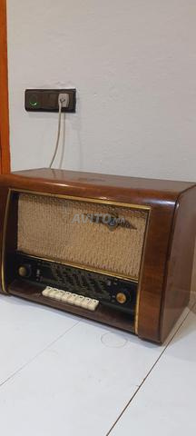 4 radios très anciennes, de musée, toujours fonctionnelles - 2