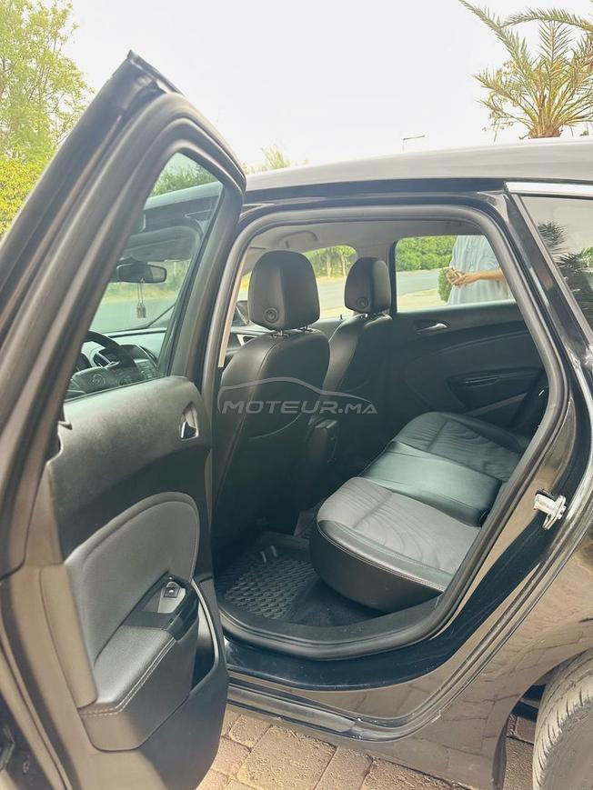 Opel Astra 2012 vraiment neuf