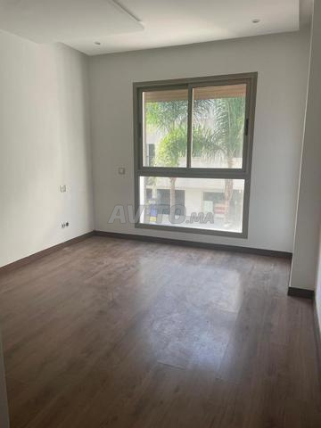 Appartement vide à louer au parc - 2