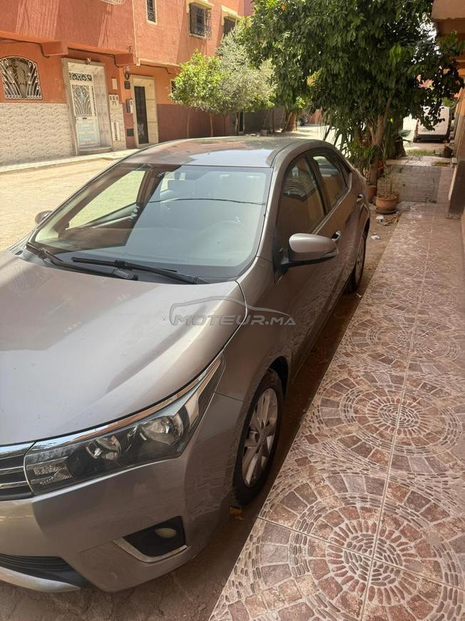 Toyota Corolla model 2015 n9iya lbi3