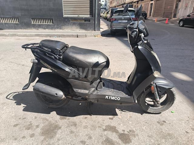 Moto Kymco 49cc à vendre, en très bon état - 2