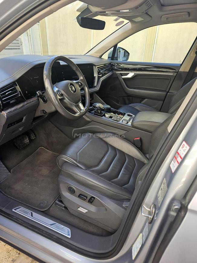    Tres belle Touareg Xtreme couleur argent .