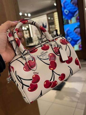 Sac femme de luxe avec accessoires - 2