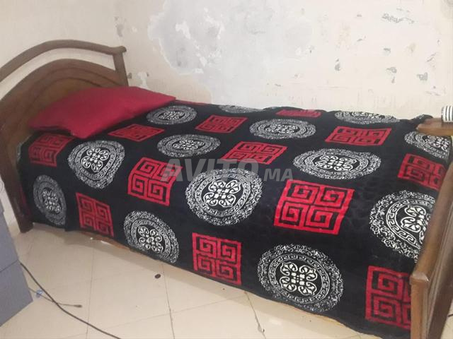 سرير وإطاره - 2