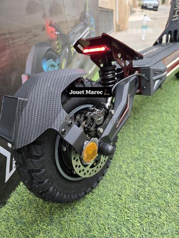 سكوتر كهربائي 🛴 ARMORED بمحرك مزدوج 1000 واط - 2