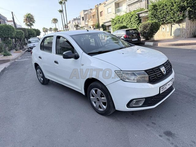 DACIA LOGAN (2018 / Diesel / Clim) - 2