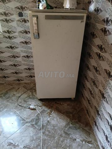 Réfrigérateur à vendre, presque neuf, mille dirhams - 2