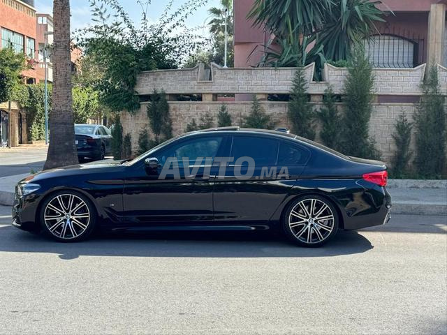 BMW Série 5 Diesel Automatique 2017 à Casablanca - 2