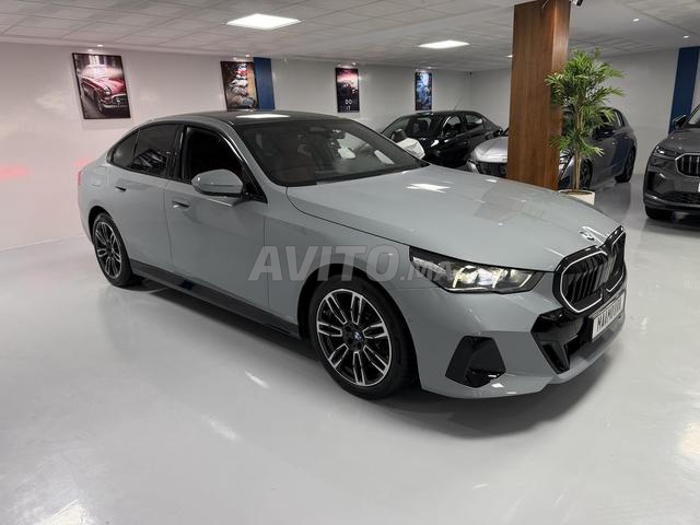 BMW Série 5 520d Pack M - 2