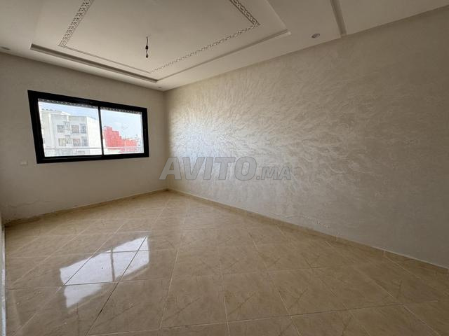 APPARTEMENT À VENDRE AVEC TERRASSE