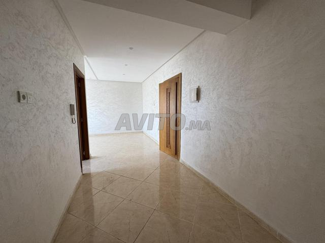 APPARTEMENT À VENDRE AVEC TERRASSE
