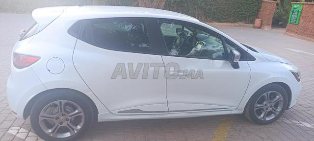 Renault Clio Diesel Manuelle 2017 à Marrakech - 2