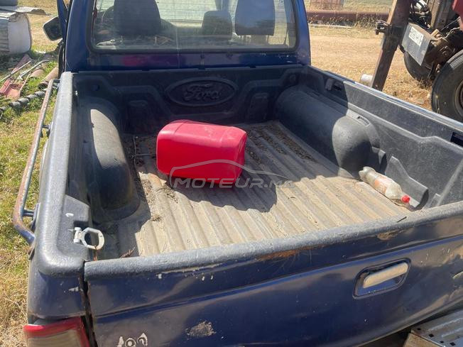 pick-up Ford Ranger accidenté à vendre