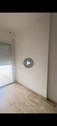 غرفتان وصالون فارغ بالطابق الأول بسعر 5300 - 2