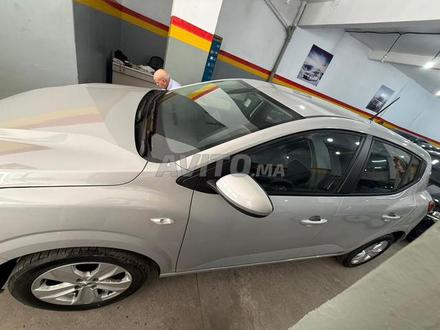 Dacia Sandero Diesel Manuelle 2024 à Casablanca - 2