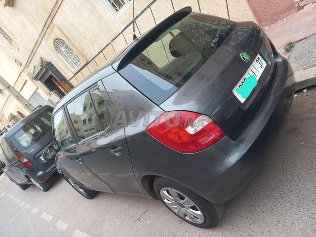 سكودا فابيا استهلاك منخفض بحالة جيدة جداً - 2