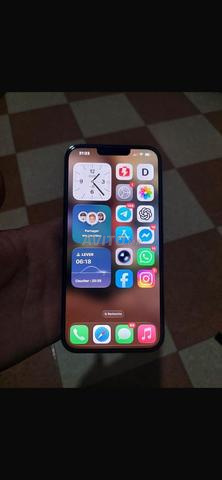 iPhone 13 Pro Max 128 Go. État batterie 76% - 2