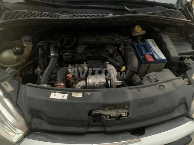 Peugeot 208 Diesel Manuelle 2017 à Safi - 2