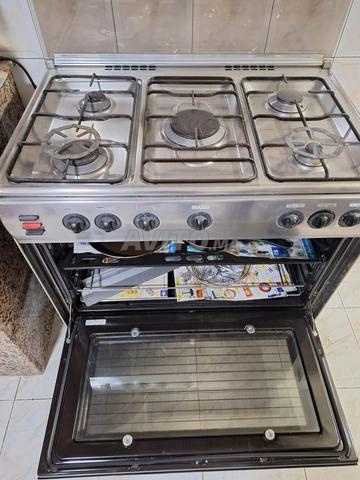 Cuisinière 5 feux avec grand four - 2