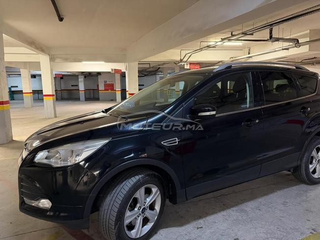 voiture ford kuga model 2015