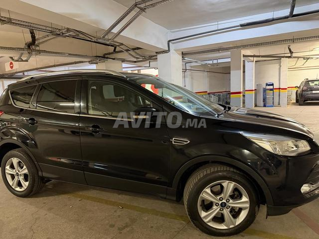 voiture ford kuga model 2015 - 2