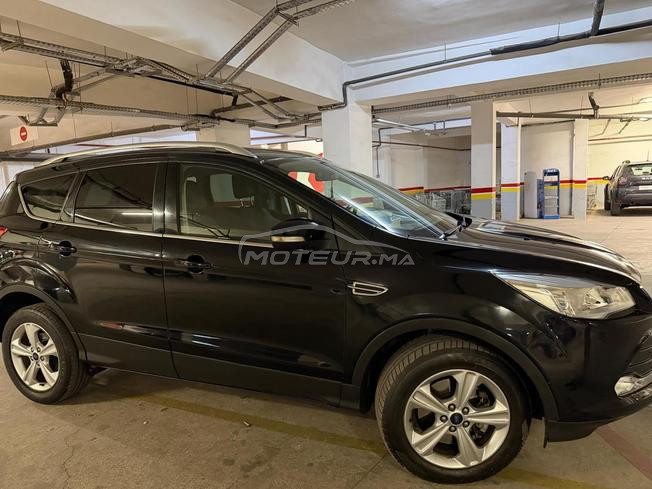 voiture ford kuga model 2015
