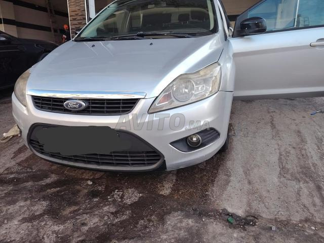 Ford focus diesel modèle 2011 - 2