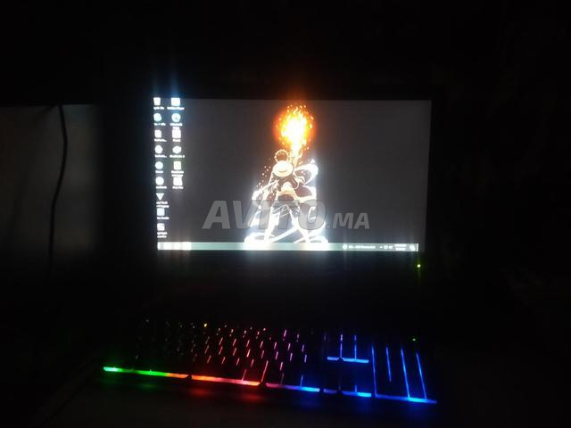 حاسوب i7 الجيل الرابع 8GB رام 128 SSD 150 HDD شاشة