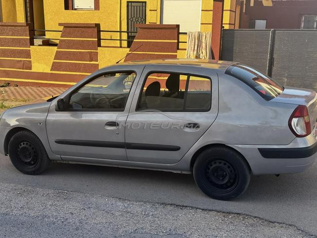 Renault Clio Essence Manuelle 2006 à Kénitra