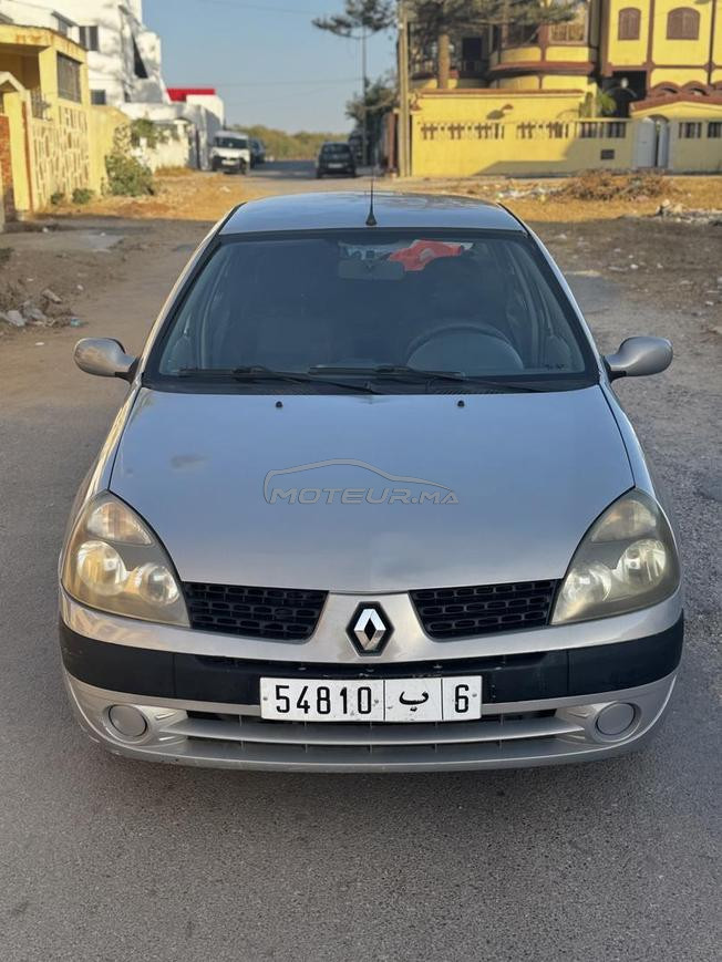 Renault Clio Essence Manuelle 2006 à Kénitra