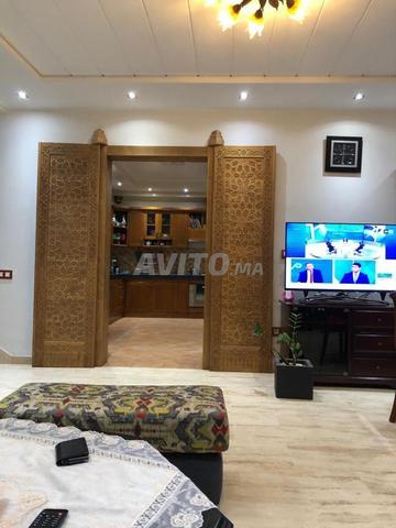 للإيجار – فيلا رائعة غير مفروشة مع مسبح - 2