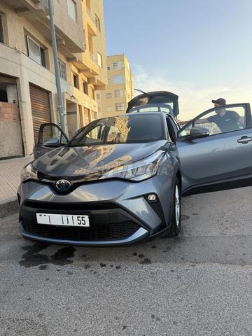 تويوتا C-HR هايبرد 2023 بحالة ممتازة - 2