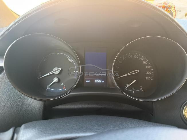 Toyota C-HR hybride 2023 en excellent état,