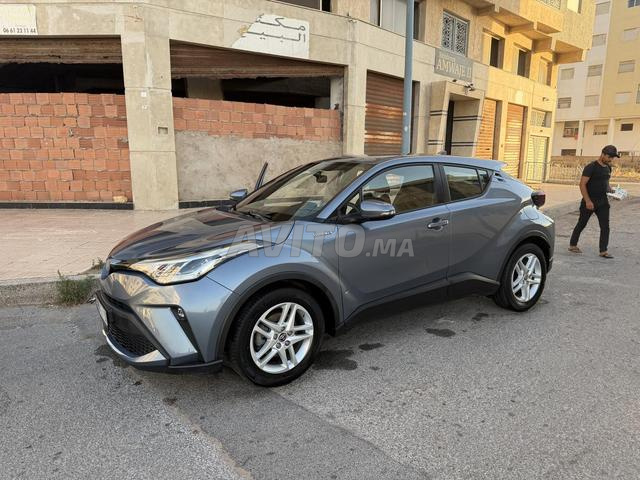 تويوتا C-HR هايبرد 2023 بحالة ممتازة