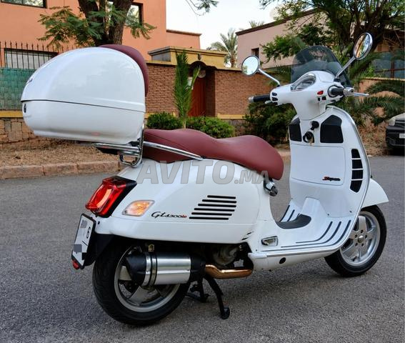 Vespa 300 GTS Super ABS/ASR – Modèle 2016 - 2