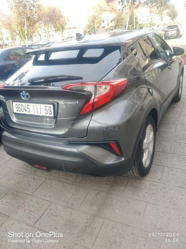 Toyota CHR hybride automatique 