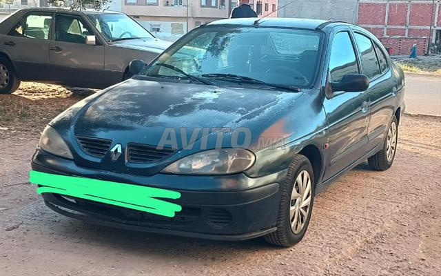 Renault Megane Diesel Manuelle 2000 à Meknès - 2
