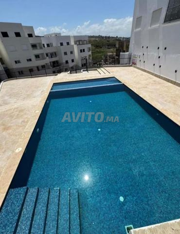 شقة مطلة على البحر وطنجة مع مسبح