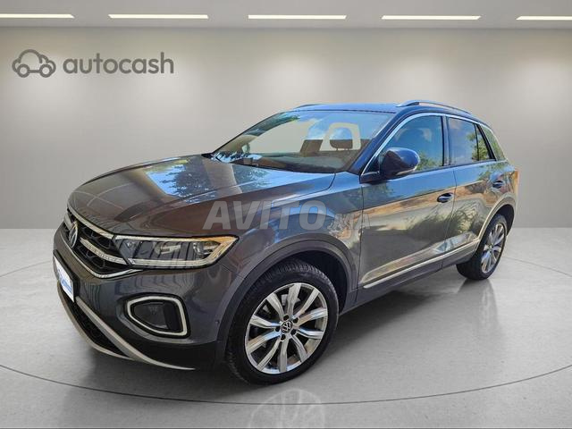 1757 - فولكس فاجن T Roc 2022 مفحوصة مع تمويل