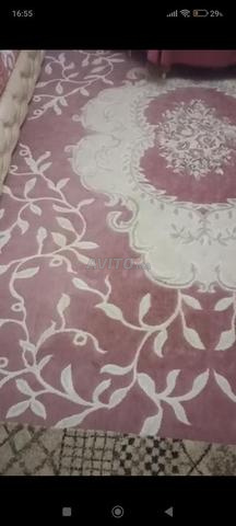 Tapis de salon presque neuf - 2