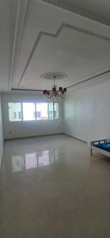 Appartement 2 chambres au centre résidence avec piscine - 2