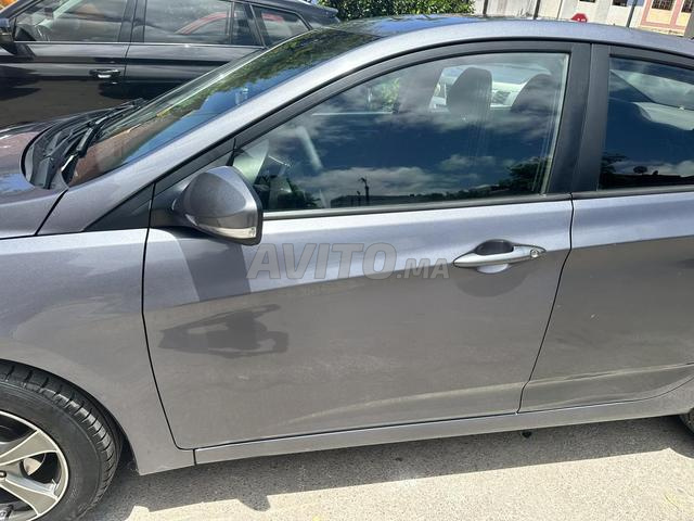 Hyundai Accent Diesel Manuelle 2016 à Casablanca - 2