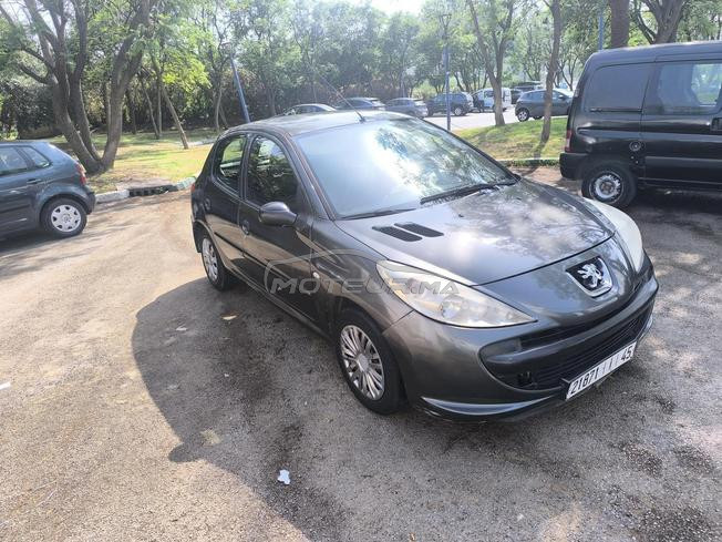 Peugeot 206 Essence Manuelle 2013 à Meknès