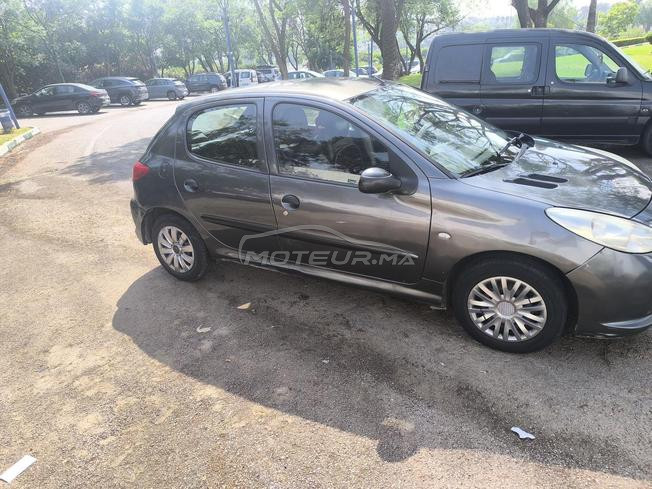 Peugeot 206 Essence Manuelle 2013 à Meknès