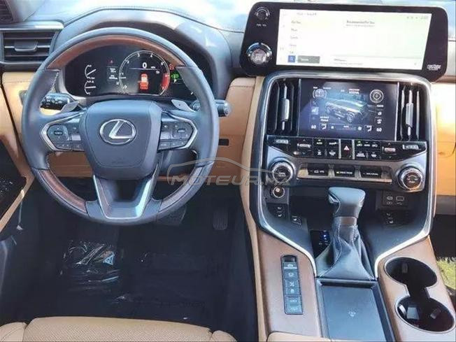 Used Lexus 600 2023 Automatique Ready to ship 