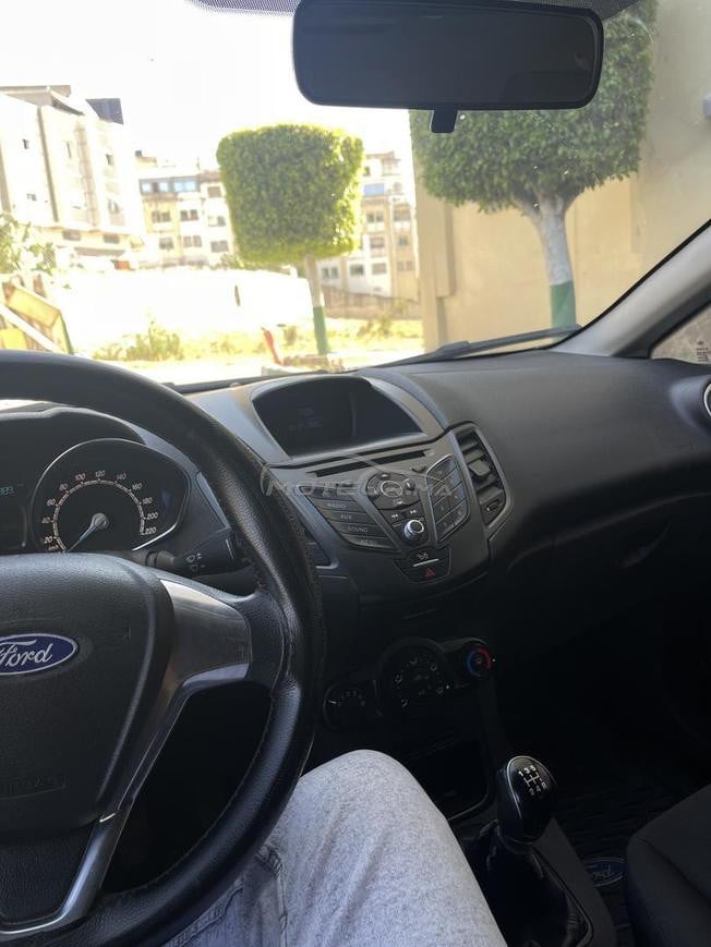 Ford fiesta trend plus model 2017 