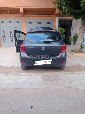 Dacia très bon état - 2