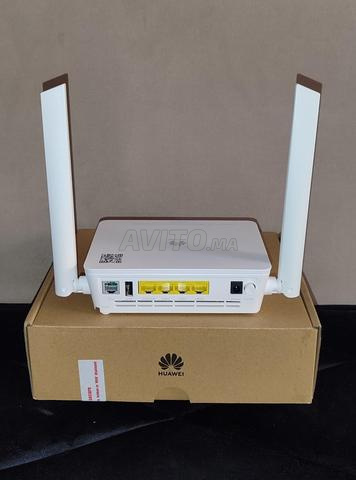 Point d'accès HUAWEI WiFi 7 avec port WAN - 2