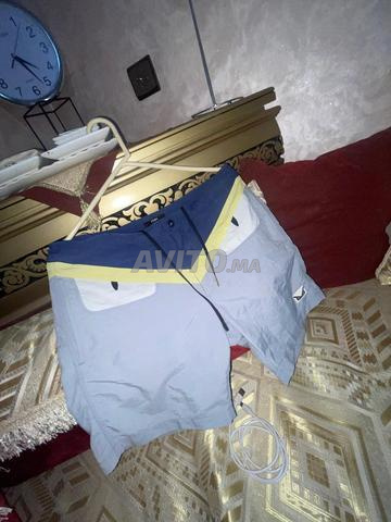 شورت فندي أصلي للبيع، مقاس S/M، للراغبين في طنجة - 2