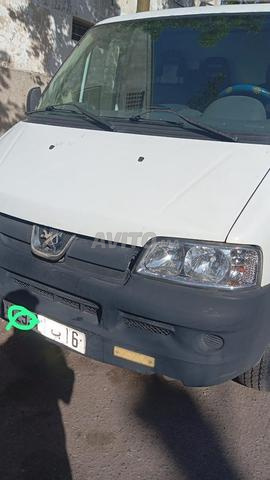 Voiture Van à vendre en bon état à Casablanca